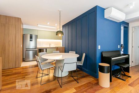 Sala de apartamento para alugar com 2 quartos, 90m² em Vila Madalena, São Paulo