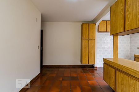 Casa à venda com 163m², 2 quartos e 2 vagas Casa à venda com 163m², 2 quartos e 2 vagasCopa e Cozinha