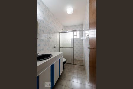 Casa à venda com 163m², 2 quartos e 2 vagas Casa à venda com 163m², 2 quartos e 2 vagasBanheiro