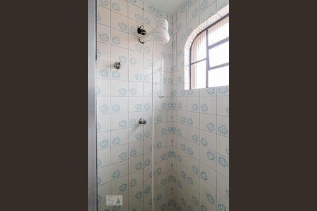 Casa à venda com 163m², 2 quartos e 2 vagas Casa à venda com 163m², 2 quartos e 2 vagasBanheiro