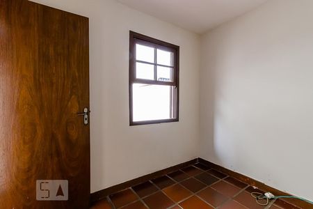 Casa à venda com 163m², 2 quartos e 2 vagas Casa à venda com 163m², 2 quartos e 2 vagasQuarto de Serviço