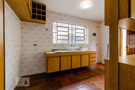 Casa à venda com 163m², 2 quartos e 2 vagas Casa à venda com 163m², 2 quartos e 2 vagasCopa e Cozinha