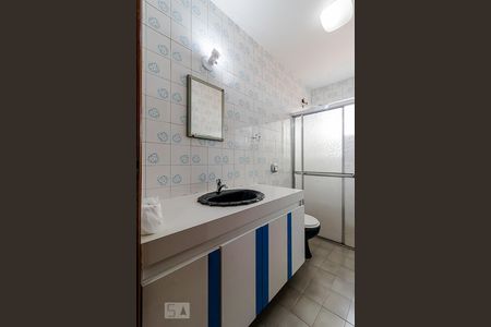 Casa à venda com 163m², 2 quartos e 2 vagas Casa à venda com 163m², 2 quartos e 2 vagasBanheiro