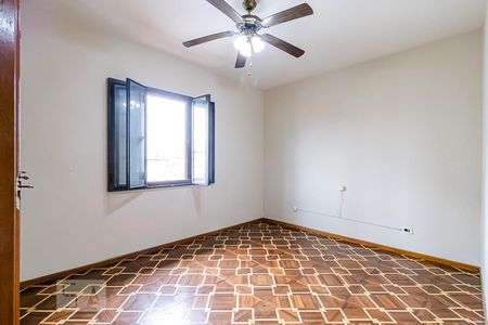 Casa à venda com 163m², 2 quartos e 2 vagas Casa à venda com 163m², 2 quartos e 2 vagasQuarto 2