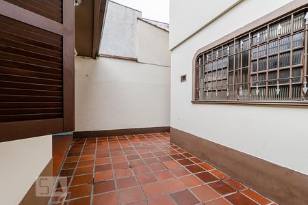 Casa à venda com 163m², 2 quartos e 2 vagas Casa à venda com 163m², 2 quartos e 2 vagasQuintal