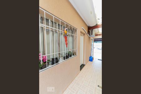 Casa à venda com 120m², 2 quartos e 2 vagasCorredor