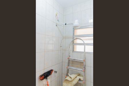 Casa à venda com 120m², 2 quartos e 2 vagasBanheiro de Serviço