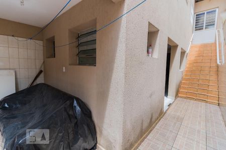 Casa à venda com 120m², 2 quartos e 2 vagasQuintal