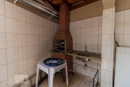 Casa à venda com 120m², 2 quartos e 2 vagasChurrasqueira