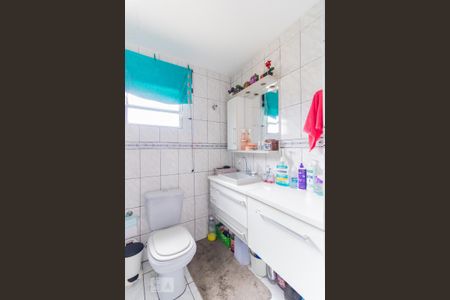 Casa à venda com 120m², 2 quartos e 2 vagasBanheiro da Suíte