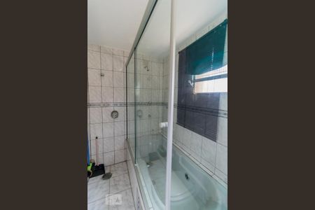 Casa à venda com 120m², 2 quartos e 2 vagasBanheiro da Suíte