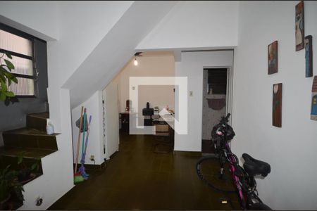 Apartamento à venda com 320m², 5 quartos e sem vaga Apartamento à venda com 320m², 5 quartos e sem vagaHall de Entrada