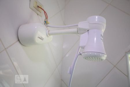 Casa à venda com 120m², 2 quartos e 2 vagasChuveiro