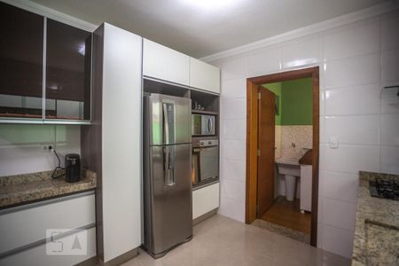 Casa à venda com 120m², 2 quartos e 2 vagasCozinha