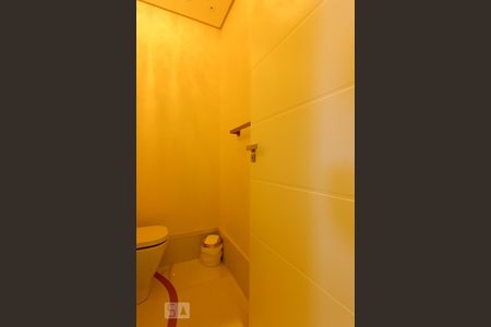 Apartamento à venda com 168m², 3 quartos e 3 vagas Apartamento à venda com 168m², 3 quartos e 3 vagasLavabo