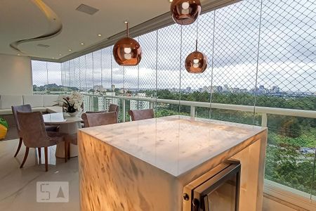 Apartamento à venda com 168m², 3 quartos e 3 vagas Apartamento à venda com 168m², 3 quartos e 3 vagasVaranda gourmet