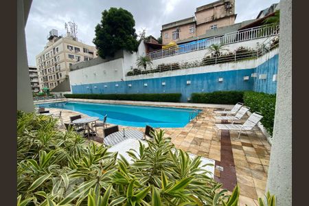 Apartamento à venda com 60m², 2 quartos e 1 vaga Apartamento à venda com 60m², 2 quartos e 1 vagaÁrea comum - Piscina