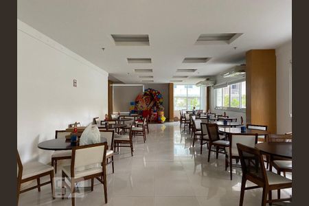 Apartamento à venda com 60m², 2 quartos e 1 vaga Apartamento à venda com 60m², 2 quartos e 1 vagaÁrea comum - Salão de festas