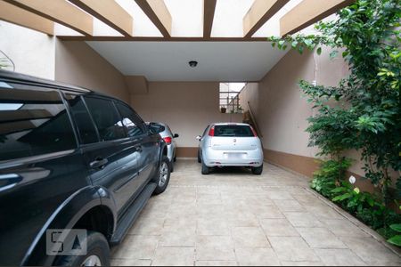 Casa à venda com 351m², 4 quartos e 4 vagasGaragem