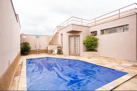 Casa à venda com 351m², 4 quartos e 4 vagasPiscina