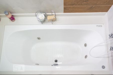 Casa à venda com 351m², 4 quartos e 4 vagasBanheiro da Suíte