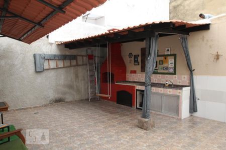 Casa à venda com 233m², 4 quartos e 1 vagaQuintal