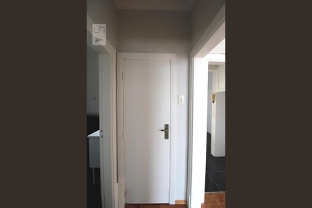 Corredor de apartamento à venda com 1 quarto, 52m² em Conceicao, Campinas