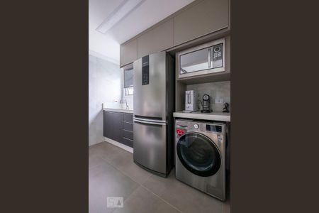 Apartamento para alugar com 60m², 1 quarto e 2 vagas Apartamento para alugar com 60m², 1 quarto e 2 vagasCozinha