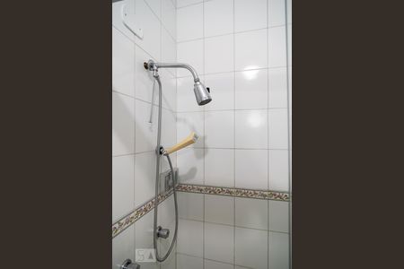 Casa para alugar com 315m², 4 quartos e 5 vagas Casa para alugar com 315m², 4 quartos e 5 vagasBanheiro Quarto 3 - Suíte