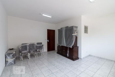 Casa à venda com 200m², 6 quartos e 1 vagaCasa 2 - quarto 1