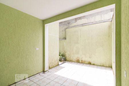 Casa à venda com 200m², 6 quartos e 1 vagaCasa 1 - quintal fundos