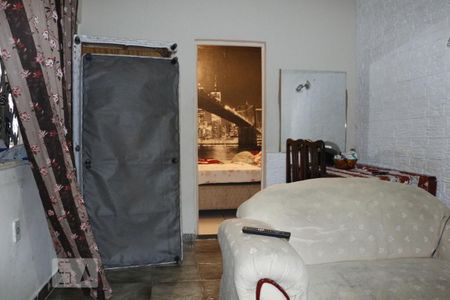 Casa à venda com 90m², 3 quartos e sem vagaSala 2