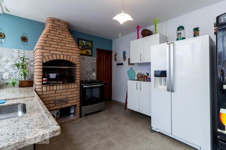 Casa à venda com 260m², 2 quartos e 3 vagas Casa à venda com 260m², 2 quartos e 3 vagasChurrasqueira