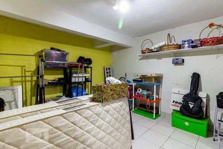 Casa à venda com 260m², 2 quartos e 3 vagas Casa à venda com 260m², 2 quartos e 3 vagasQuarto de Serviço