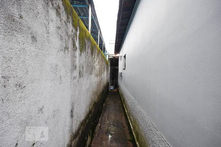 Casa à venda com 189m², 3 quartos e 2 vagas Casa à venda com 189m², 3 quartos e 2 vagasLateral