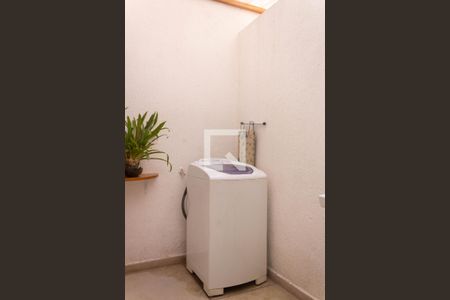 Studio para alugar com 30m², 1 quarto e sem vaga Studio para alugar com 30m², 1 quarto e sem vagaÁrea de Serviço