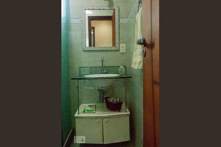 Casa à venda com 190m², 3 quartos e 5 vagasBanheiro