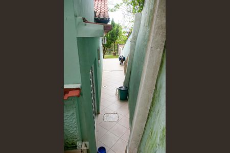 Casa à venda com 190m², 3 quartos e 5 vagasCorredor