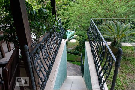 Casa à venda com 190m², 3 quartos e 5 vagasQuintal