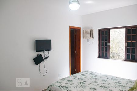 Casa à venda com 190m², 3 quartos e 5 vagasSuíte