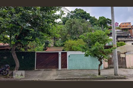 Casa à venda com 190m², 3 quartos e 5 vagasFachada