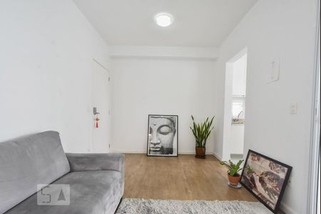 Sala de Estar de apartamento à venda com 2 quartos, 76m² em Jardim Santo Amaro, São Paulo