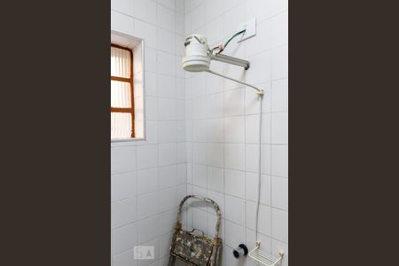 Casa à venda com 370m², 3 quartos e 3 vagas Casa à venda com 370m², 3 quartos e 3 vagasBanheiro de Serviço 2