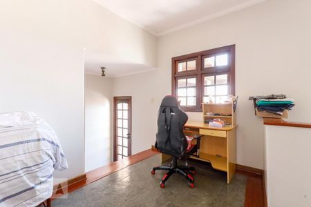 Casa à venda com 370m², 3 quartos e 3 vagas Casa à venda com 370m², 3 quartos e 3 vagasHall Quartos