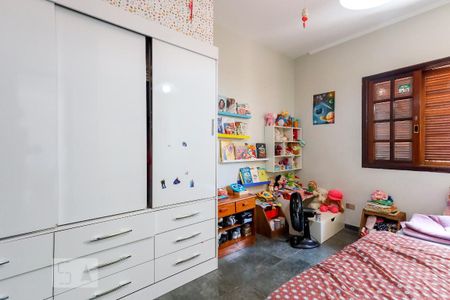 Casa à venda com 370m², 3 quartos e 3 vagas Casa à venda com 370m², 3 quartos e 3 vagasQuarto 3