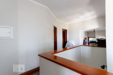 Casa à venda com 370m², 3 quartos e 3 vagas Casa à venda com 370m², 3 quartos e 3 vagasHall Quartos