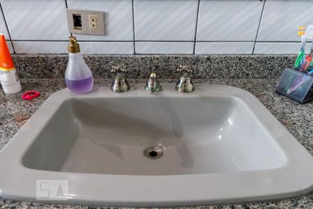 Casa à venda com 370m², 3 quartos e 3 vagas Casa à venda com 370m², 3 quartos e 3 vagasBanheiro da Suíte