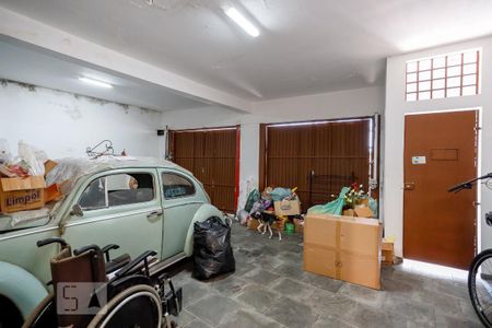 Casa à venda com 370m², 3 quartos e 3 vagas Casa à venda com 370m², 3 quartos e 3 vagasGaragem