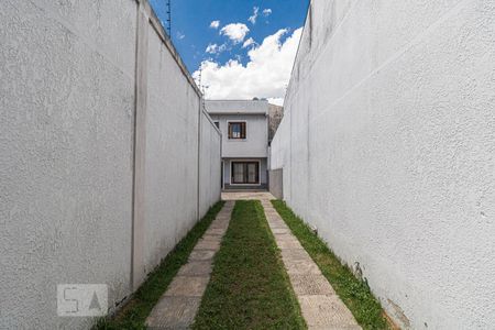 Casa para alugar com 130m², 2 quartos e 1 vagaFachada