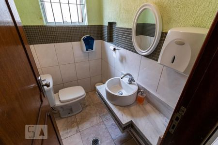 Casa à venda com 350m², 5 quartos e 4 vagas1o. Andar - Lavabo